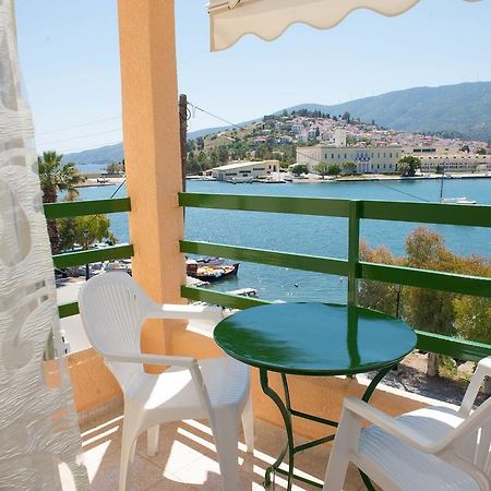 Matrona Apartments Poros Town Esterno foto