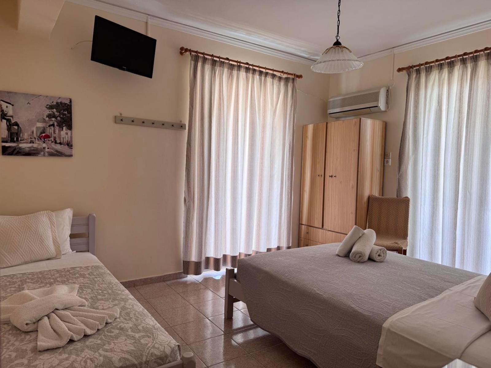 Matrona Apartments Poros Town Esterno foto