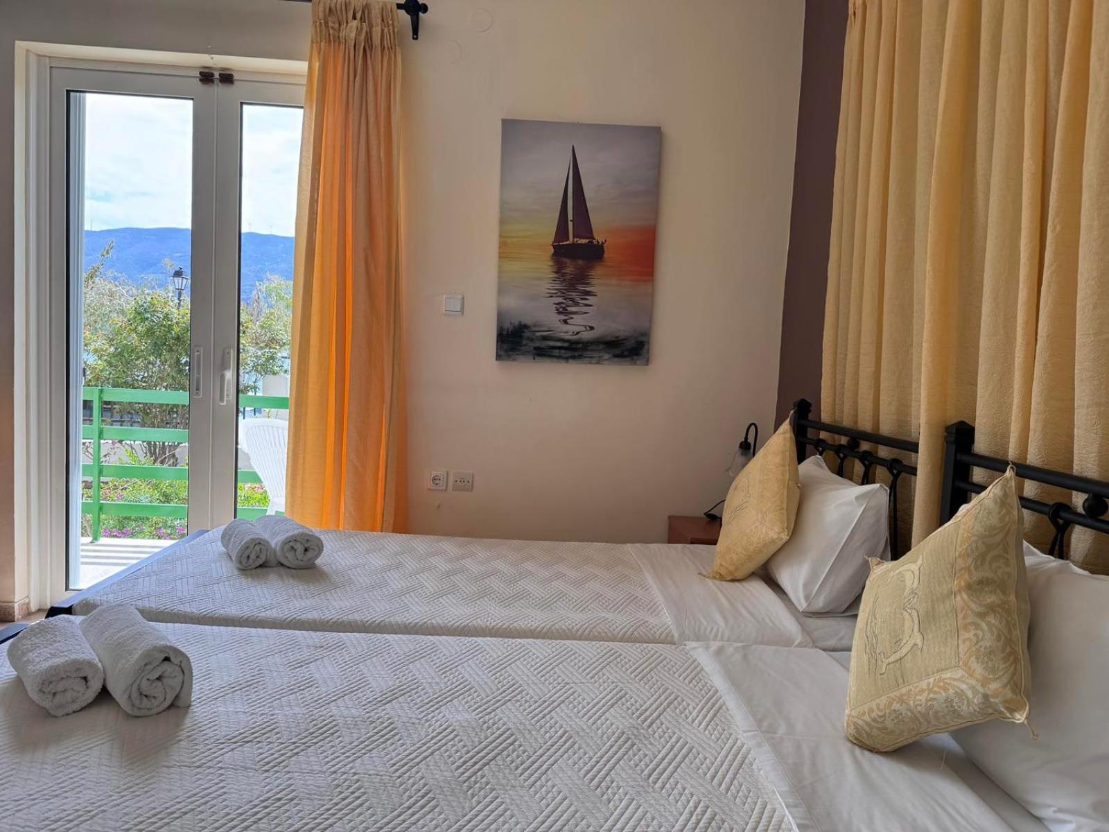 Matrona Apartments Poros Town Esterno foto