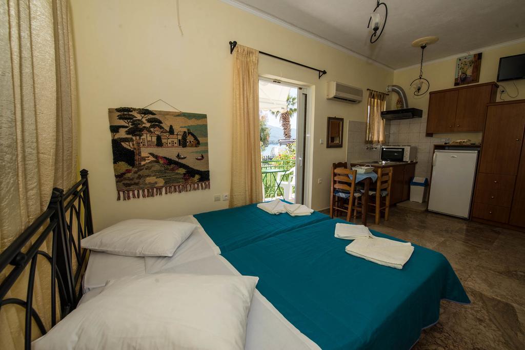 Matrona Apartments Poros Town Esterno foto